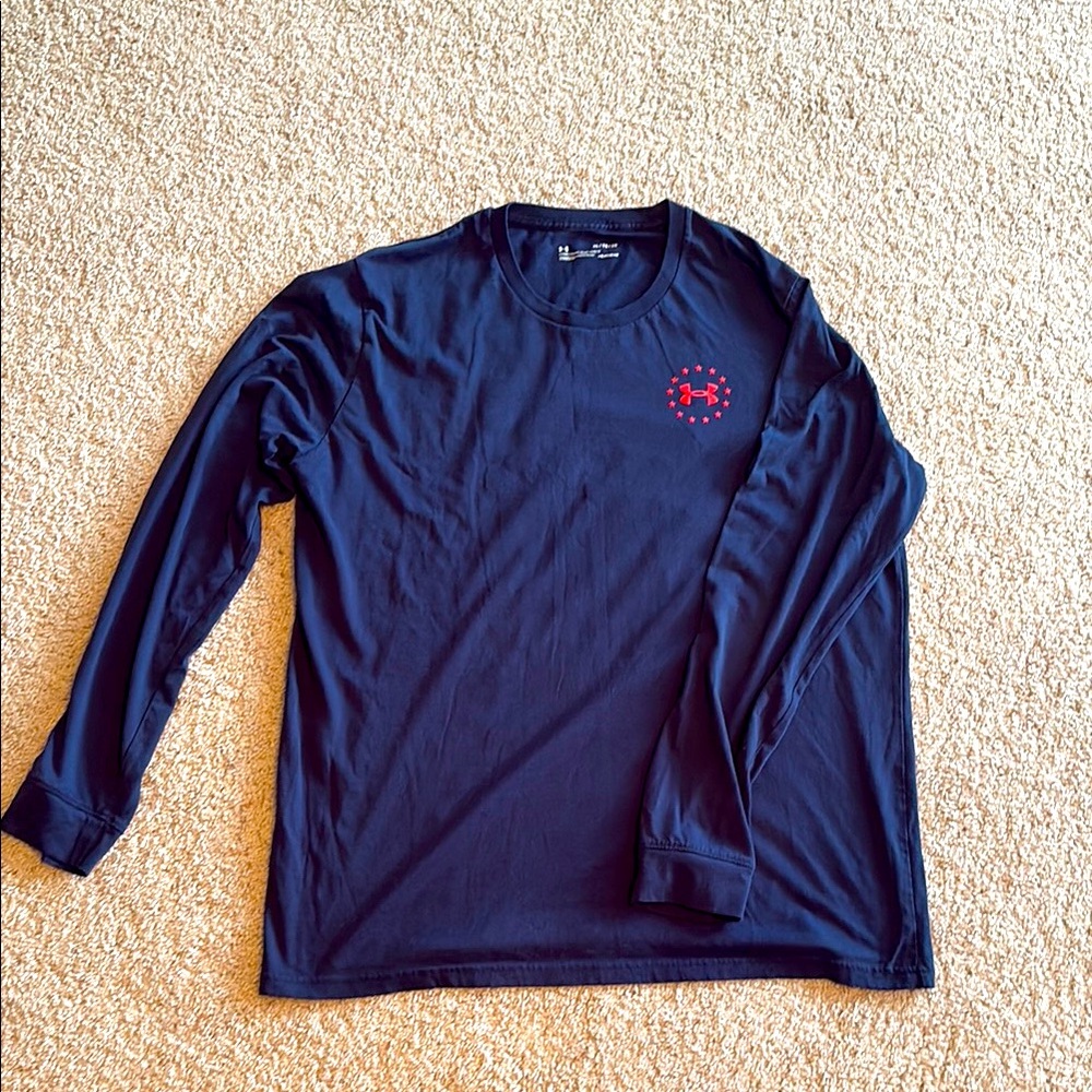 Under Armour Long Sleeve T-Shirt size XL